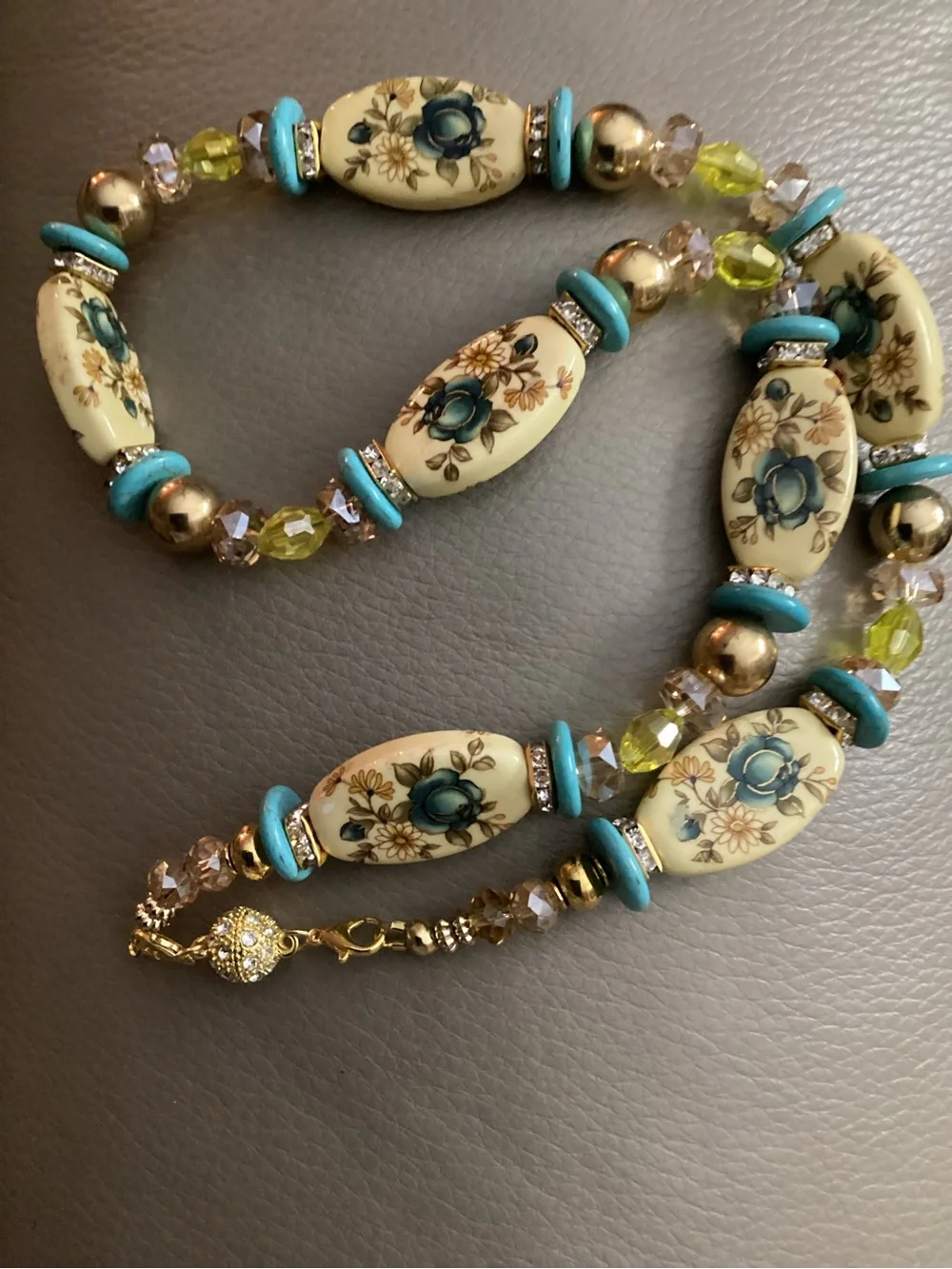 Floral Turquoise Accent Beaded Necklace
